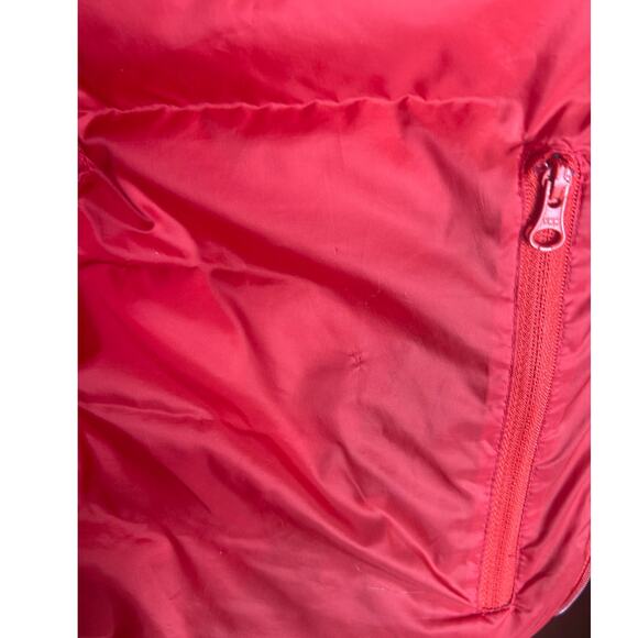 Oakley Red Men's Puffer Vest size Medium - Picture 4 of 5